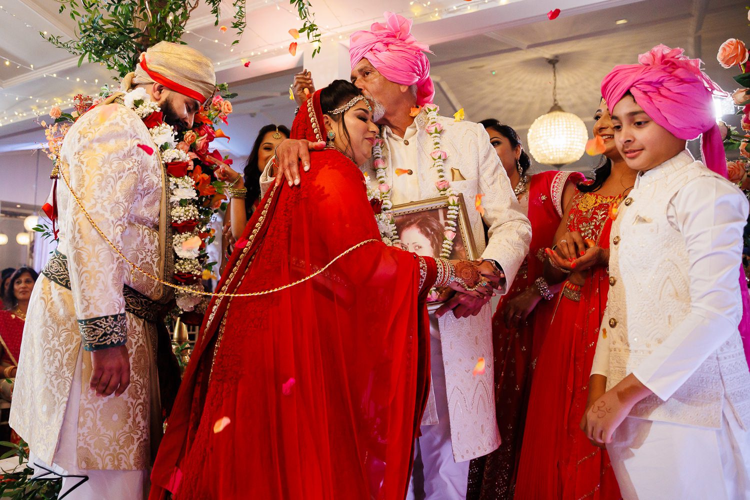 Hindu wedding ceremony at Manor by the lake in Cheltenham